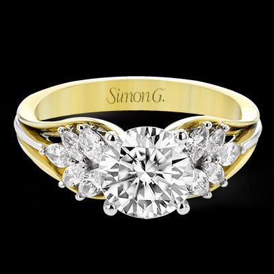 Engagement Ring in 18k Gold