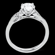 Engagement Ring in 18k Gold with Diamonds