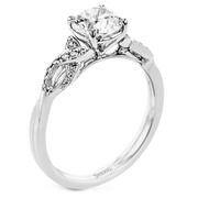 Engagement Ring in 18k Gold with Diamonds