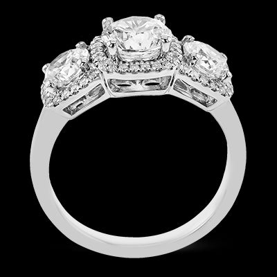 Engagement Ring in 18k Gold with Diamonds