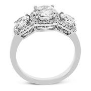 Engagement Ring in 18k Gold with Diamonds