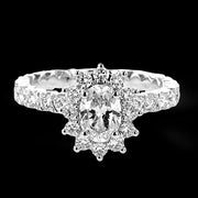 Engagement Ring in 18k Gold with Diamonds