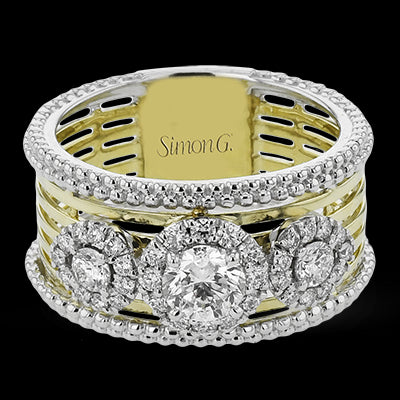 Right Hand Ring in 18k Gold with Diamonds