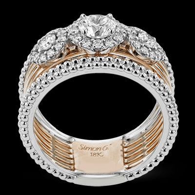 Right Hand Ring in 18k Gold with Diamonds