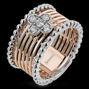 Right Hand Ring in 18k Gold with Diamonds
