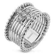 Right Hand Ring in 18k Gold with Diamonds