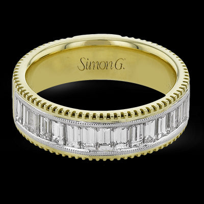 Right Hand Ring in 18k Gold