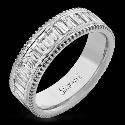 Right Hand Ring in 18k Gold