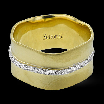 Right Hand Ring in 18k Gold with Diamonds