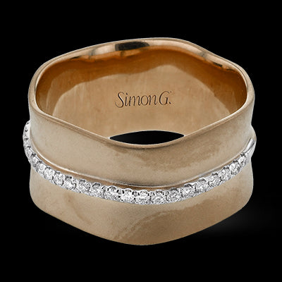 Right Hand Ring in 18k Gold with Diamonds