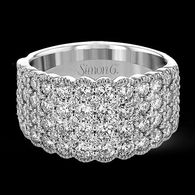 Right Hand Ring in 18k Gold with Diamonds