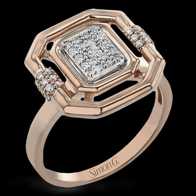 Right Hand Ring in 18k Gold with Diamonds