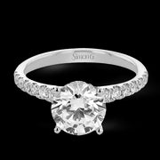 Engagement Ring in 18k Gold with Diamonds