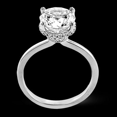 Engagement Ring in 18k Gold with Diamonds