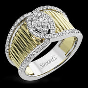 Right Hand Ring in 18k Gold with Diamonds