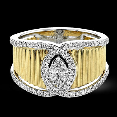 Right Hand Ring in 18k Gold with Diamonds