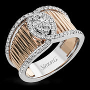 Right Hand Ring in 18k Gold with Diamonds
