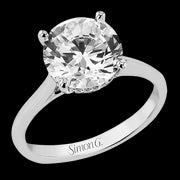 Engagement Ring in 18k Gold with Diamonds