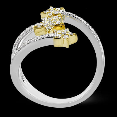 Right Hand Ring in 18k Gold with Diamonds