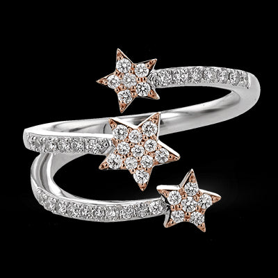 Right Hand Ring in 18k Gold with Diamonds