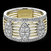 Right Hand Ring in 18k Gold with Diamonds