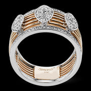 Right Hand Ring in 18k Gold with Diamonds