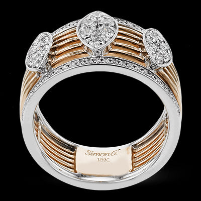 Right Hand Ring in 18k Gold with Diamonds