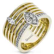 Right Hand Ring in 18k Gold with Diamonds