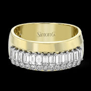 Right Hand Ring in 18k Gold with Diamonds