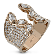 Right Hand Ring in 18k Gold with Diamonds