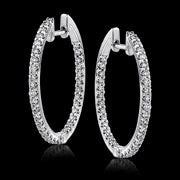 Hoop Earring in 18k Gold with Diamonds