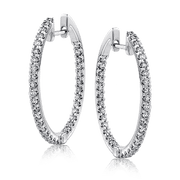 Hoop Earring in 18k Gold with Diamonds