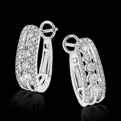 Earring in 18k Gold with Diamonds