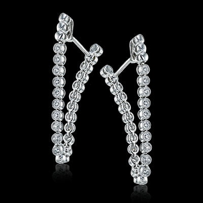 Hoop Earring in 18k Gold with Diamonds