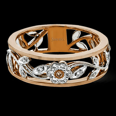 Right Hand Ring in 18k Gold with Diamonds
