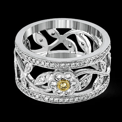Right Hand Ring in 18k Gold with Diamonds