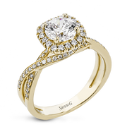 Engagement Ring in 18k Gold with Diamonds
