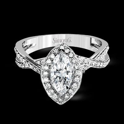 Engagement Ring in 18k Gold with Diamonds