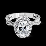 Engagement Ring in 18k Gold with Diamonds