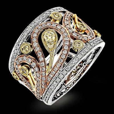 Right Hand Ring in 18k Gold with Diamonds