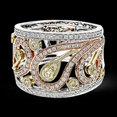 Right Hand Ring in 18k Gold with Diamonds