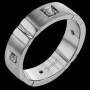 Men Ring in 14k Gold with Diamonds