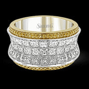 Anniversary Ring in 18k Gold