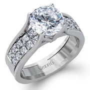 Engagement Ring in 18k Gold