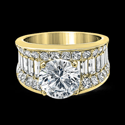 Engagement Ring in 18k Gold