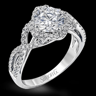 Engagement Ring in 18k Gold with Diamonds