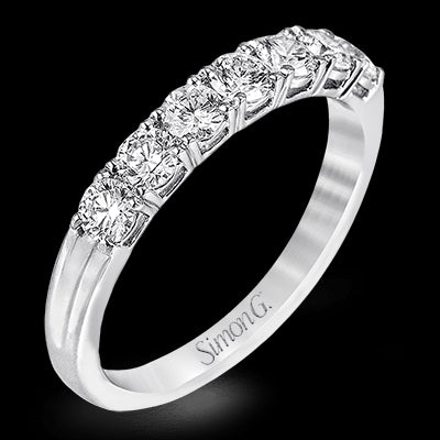 Anniversary Ring in Platinum with Diamonds