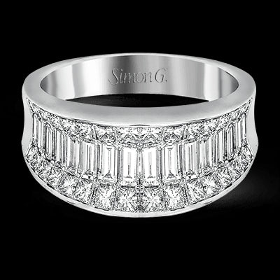 Anniversary Ring in 18k Gold