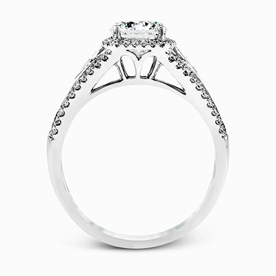 Engagement Ring in 18k Gold with Diamonds