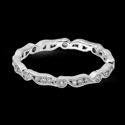 Right Hand Ring in 18k Gold with Diamonds